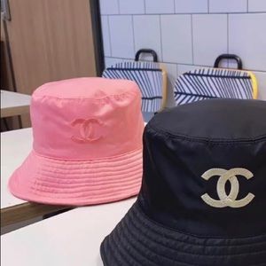 Chanel bucket hat in pink